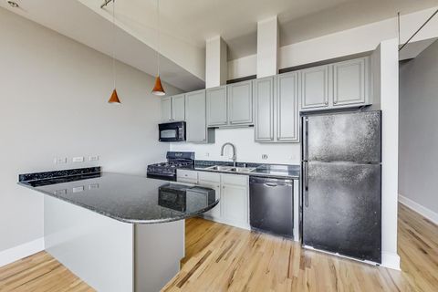 Tiny photo for 165 N Canal Street #1430, Chicago, IL 60606 (MLS # 12405779)