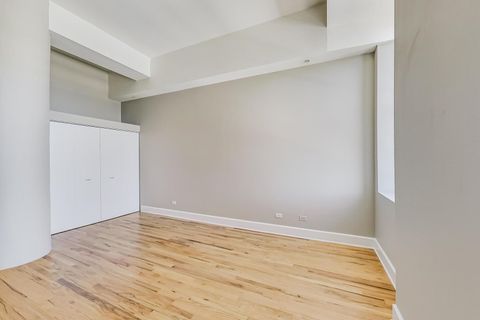 Tiny photo for 165 N Canal Street #1430, Chicago, IL 60606 (MLS # 12405779)