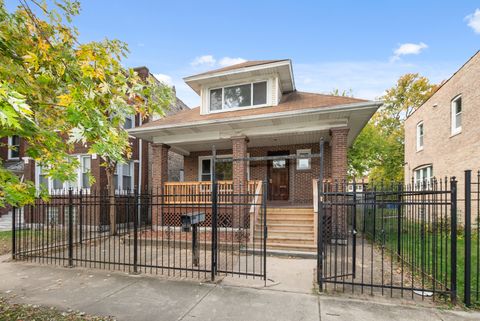 Photo of 6818 S Harper Avenue, Chicago, IL 60637 (MLS # 12536938)