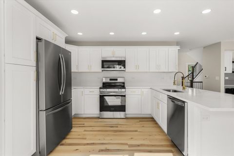 Tiny photo for 110 kevin Drive, Diamond, IL 60416 (MLS # 12496333)