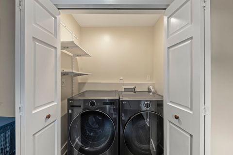 Tiny photo for 444 S Sleight Street, Naperville, IL 60540 (MLS # 12482125)