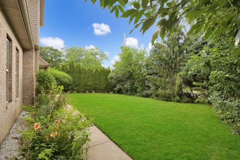 Tiny photo for 307 Blackstone Avenue, Willow Springs, IL 60480 (MLS # 12744736)