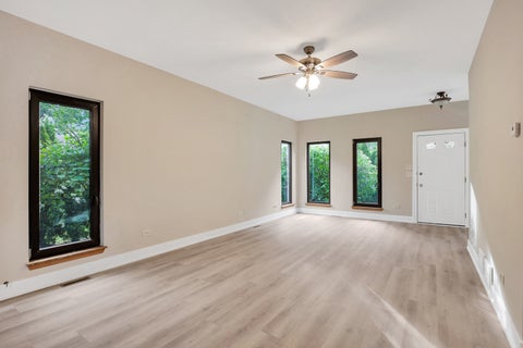 Tiny photo for 307 Blackstone Avenue, Willow Springs, IL 60480 (MLS # 12744736)