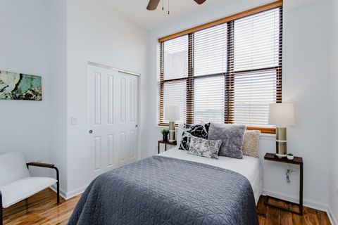 Tiny photo for 1464 S Michigan Avenue #704, Chicago, IL 60605 (MLS # 12516738)