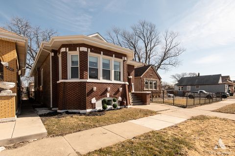 Tiny photo for 8353 S Hermitage Avenue, Chicago, IL 60620 (MLS # 12581910)