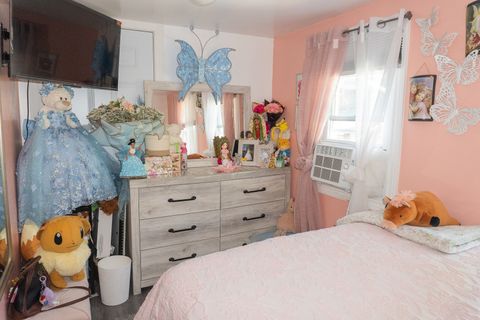 Tiny photo for 3750 S Rockwell Street, Chicago, IL 60632 (MLS # 12483351)