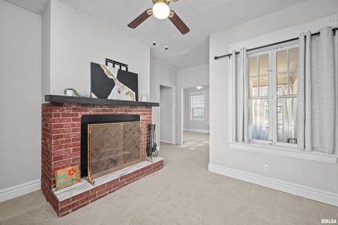 Tiny photo for 1419 DIVISION Street, Davenport, IA 52804 (MLS # QC4269335)