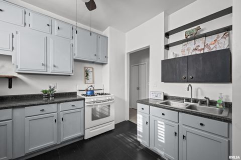 Tiny photo for 1419 DIVISION Street, Davenport, IA 52804 (MLS # QC4269335)