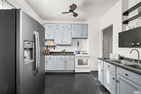 Tiny photo for 1419 DIVISION Street, Davenport, IA 52804 (MLS # QC4269335)