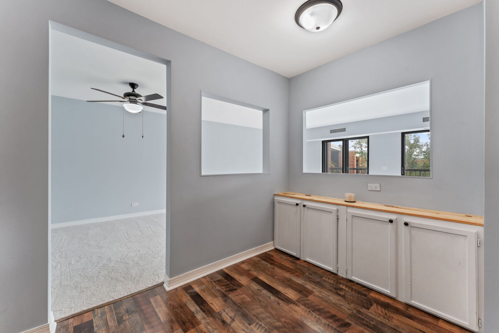 1505 E Central Road 402-A