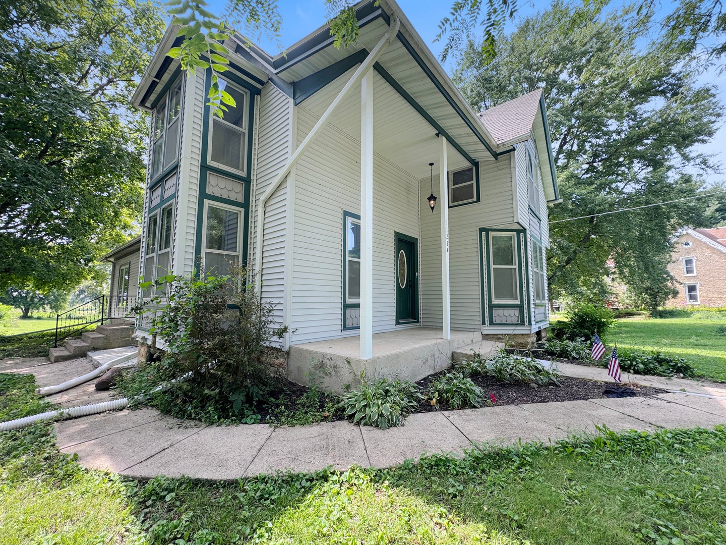 1123A Inlet Road