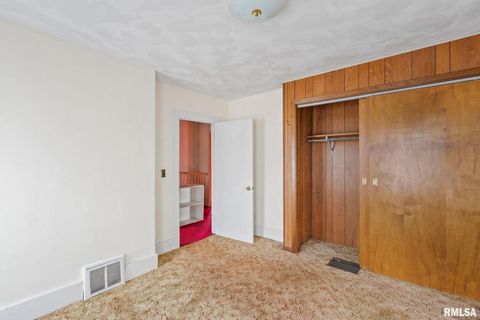 Tiny photo for 2709 16TH Street, Moline, IL 61265 (MLS # QC4269771)