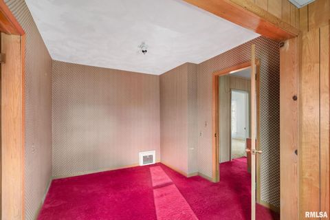 Tiny photo for 2709 16TH Street, Moline, IL 61265 (MLS # QC4269771)