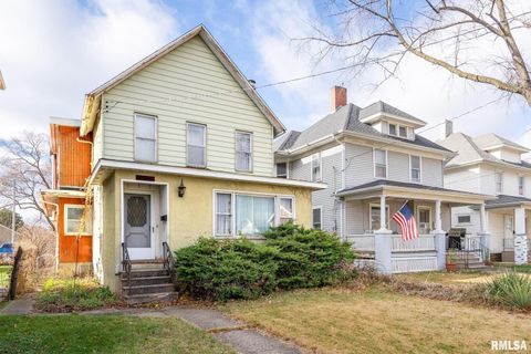 Tiny photo for 2709 16TH Street, Moline, IL 61265 (MLS # QC4269771)