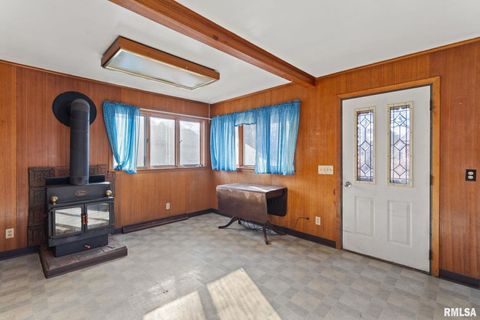 Tiny photo for 2709 16TH Street, Moline, IL 61265 (MLS # QC4269771)