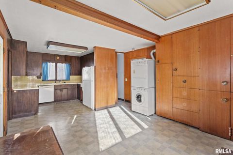 Tiny photo for 2709 16TH Street, Moline, IL 61265 (MLS # QC4269771)