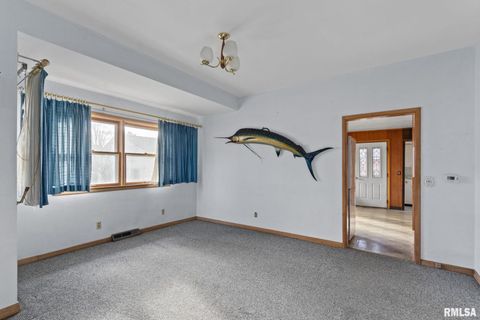 Tiny photo for 2709 16TH Street, Moline, IL 61265 (MLS # QC4269771)