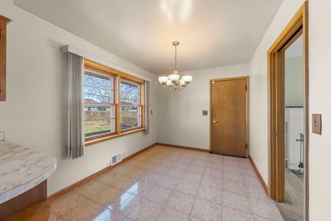 Tiny photo for 283 W 10th Street, Chicago Heights, IL 60411 (MLS # 12545408)
