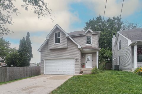 107 Hammond Avenue Wauconda IL 60084