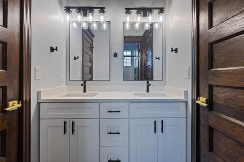 Tiny photo for 442 E 48th Street #2E, Chicago, IL 60615 (MLS # 12515349)