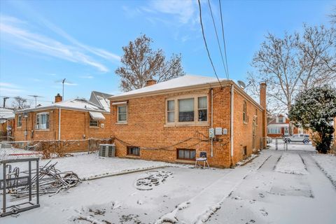 A home in Riverdale