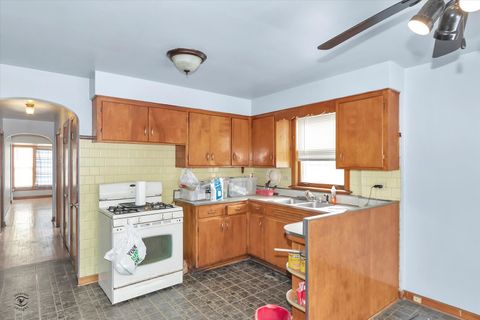 A home in Riverdale