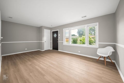 Tiny photo for 7101 W 115th Street, Worth, IL 60482 (MLS # 12776274)