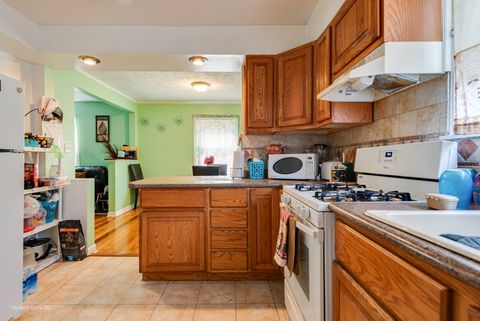 Tiny photo for 526 Bohland Avenue, Bellwood, IL 60104 (MLS # 12469258)