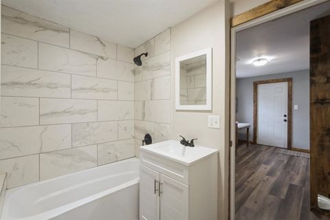 Tiny photo for 1717 36th Avenue, East Moline, IL 61244 (MLS # 100000266)