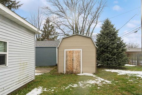 Tiny photo for 1717 36th Avenue, East Moline, IL 61244 (MLS # 100000266)