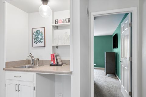 Tiny photo for 118 S Atherton Court, Bloomingdale, IL 60108 (MLS # 12626221)