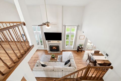 Tiny photo for 118 S Atherton Court, Bloomingdale, IL 60108 (MLS # 12626221)