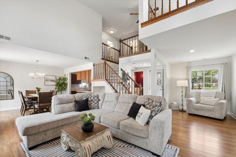 Tiny photo for 118 S Atherton Court, Bloomingdale, IL 60108 (MLS # 12626221)