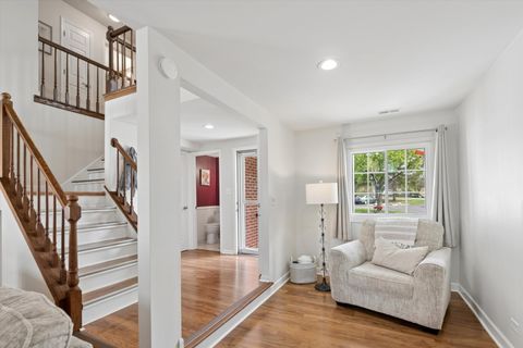 Tiny photo for 118 S Atherton Court, Bloomingdale, IL 60108 (MLS # 12626221)