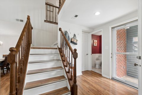 Tiny photo for 118 S Atherton Court, Bloomingdale, IL 60108 (MLS # 12626221)