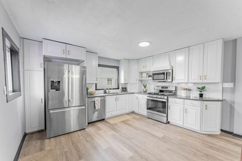 Tiny photo for 3541 Washington Street, Lansing, IL 60438 (MLS # 12624469)