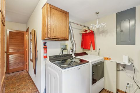 Tiny photo for 306 Orchard Lane, Bloomingdale, IL 60108 (MLS # 12449314)