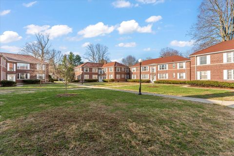 Tiny photo for 1502 Delmont Court #1, Urbana, IL 61801 (MLS # 12584443)