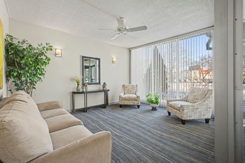 Tiny photo for 8801 W Golf Road #6E, Niles, IL 60714 (MLS # 12547679)