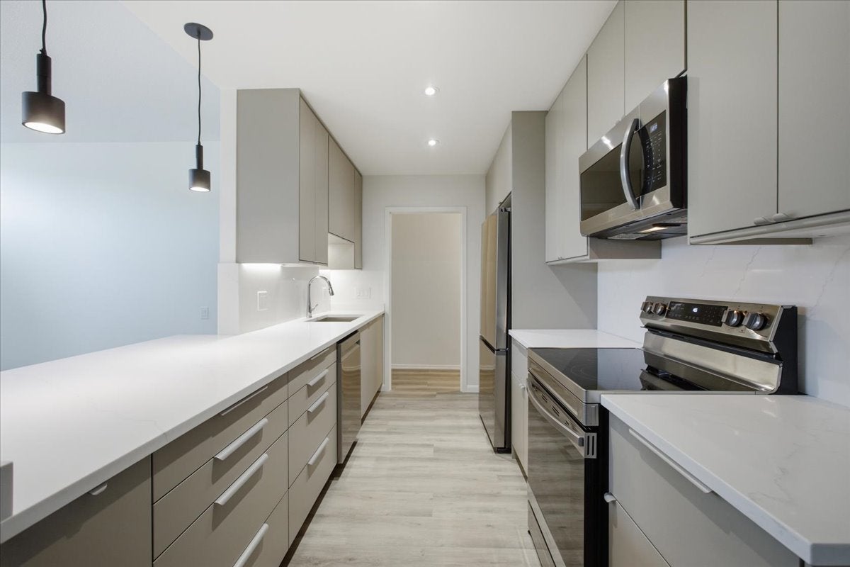 4170 N Marine Drive 3A