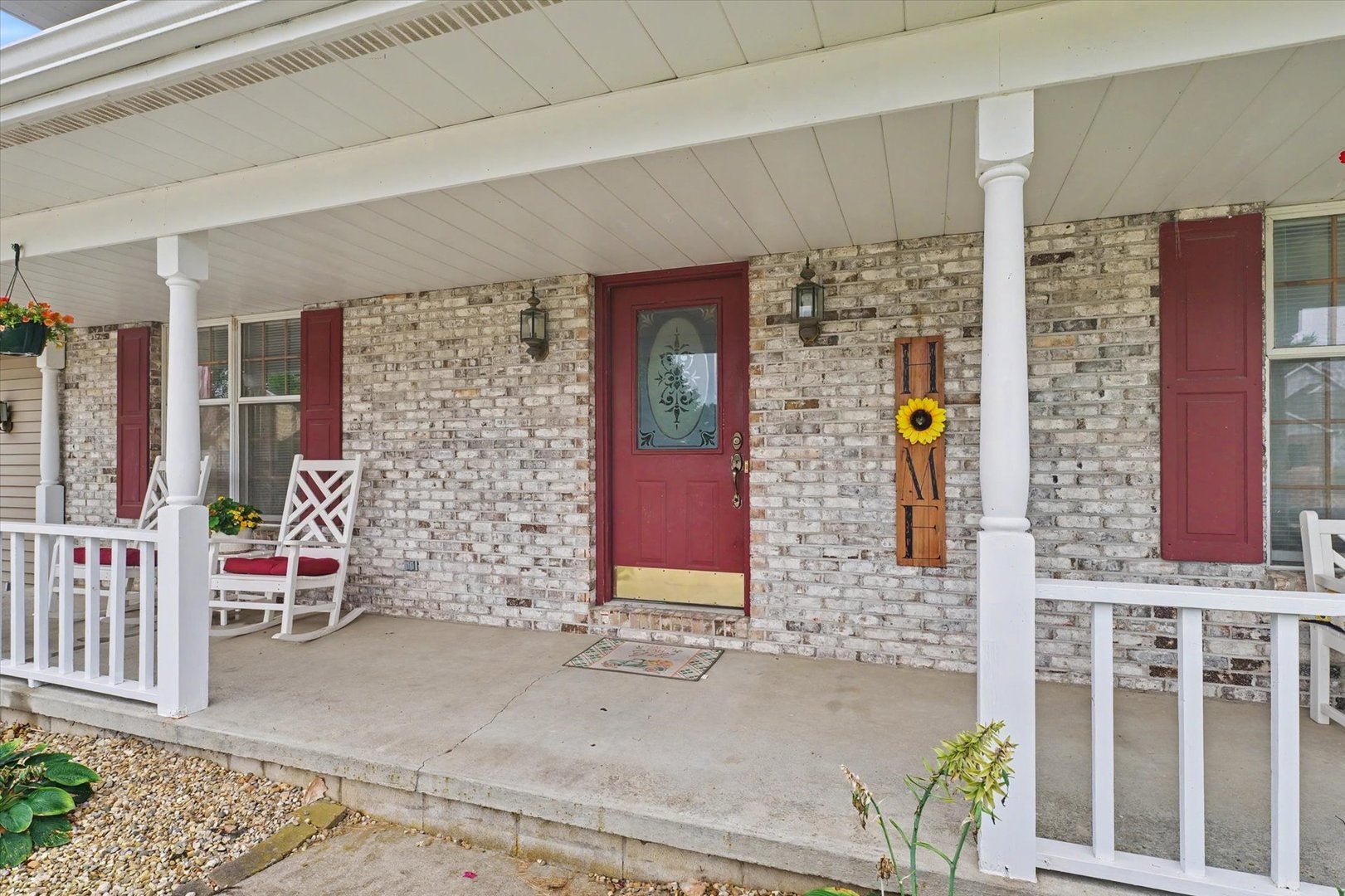 300 Gainesborough Court