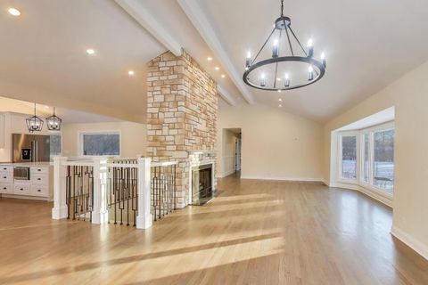 Tiny photo for 26225 N Hickory Road, Mundelein, IL 60060 (MLS # 12556443)