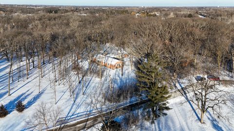 Tiny photo for 26225 N Hickory Road, Mundelein, IL 60060 (MLS # 12556443)