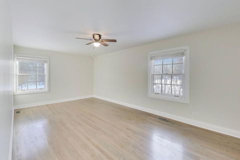 Tiny photo for 26225 N Hickory Road, Mundelein, IL 60060 (MLS # 12556443)