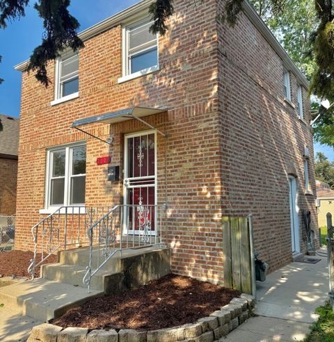 Photo of 2003 S 24th Avenue, Broadview, IL 60155 (MLS # 12495567)