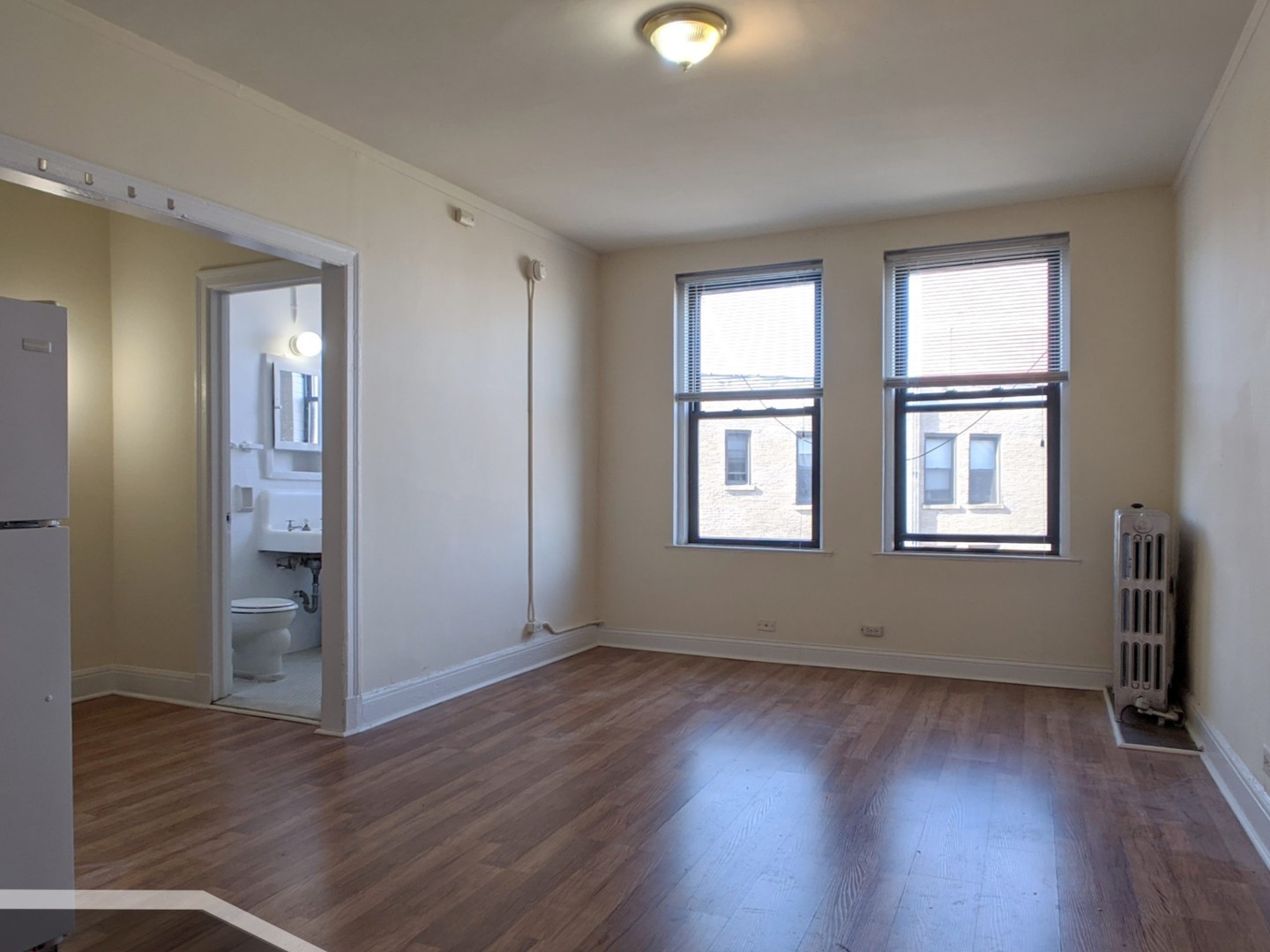 3335 W Diversey Avenue 320