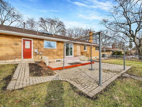 Tiny photo for 21W051 Woodview Drive, Itasca, IL 60143 (MLS # 12575786)