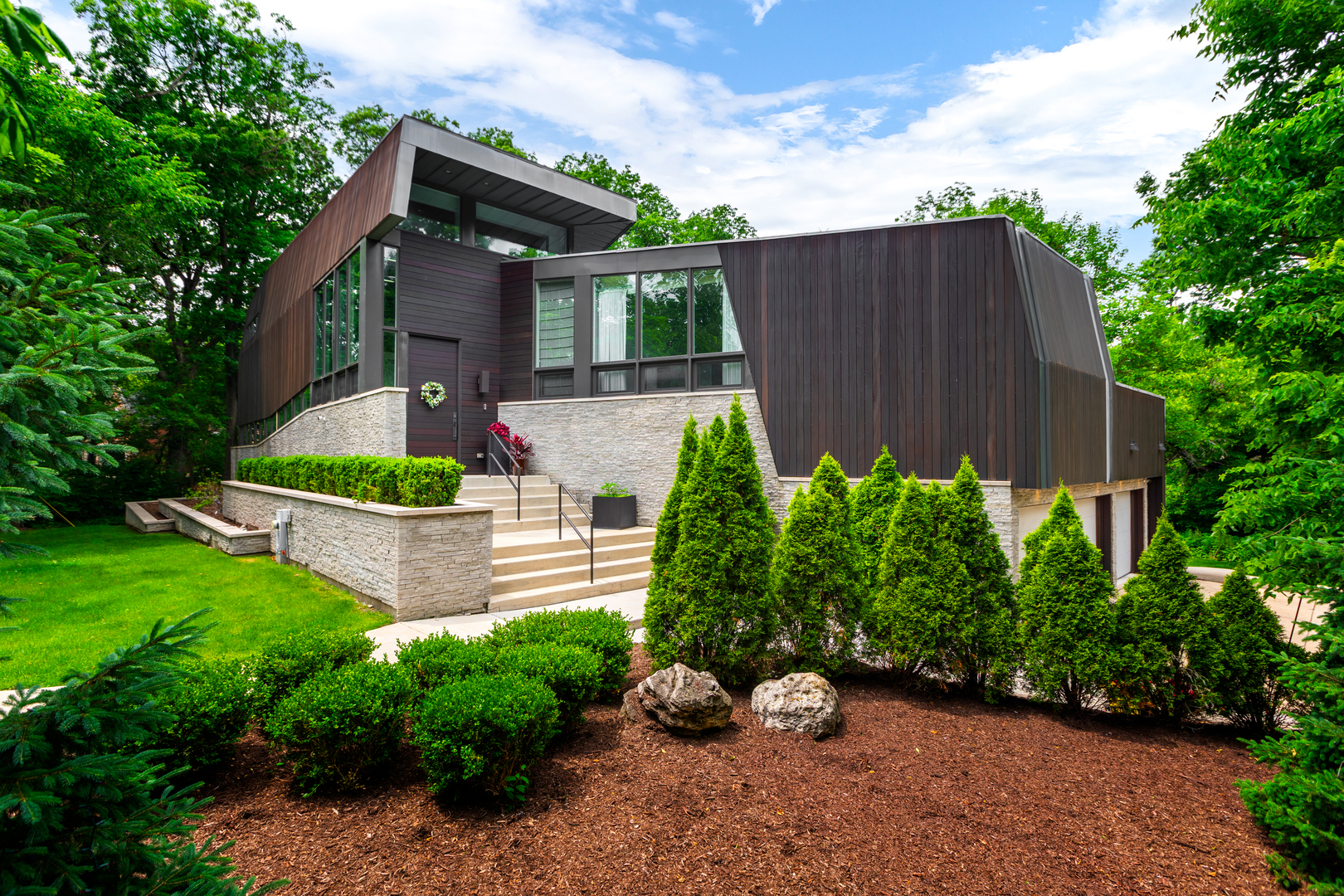 603 Driftwood Court
