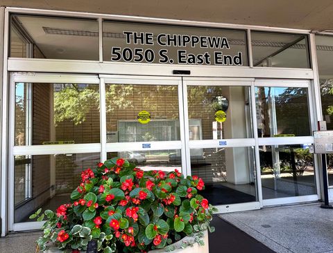 Tiny photo for 5050 S East End Avenue #4B, Chicago, IL 60615 (MLS # 12484730)