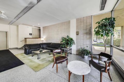 Tiny photo for 5050 S East End Avenue #4B, Chicago, IL 60615 (MLS # 12484730)